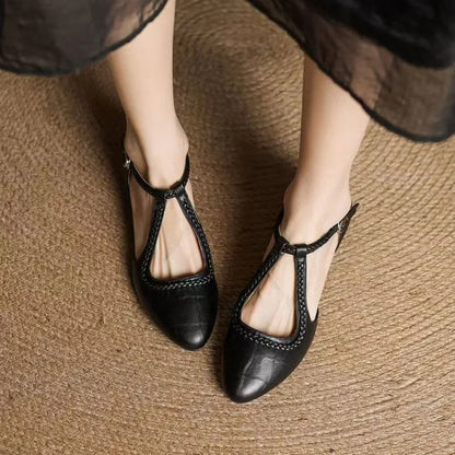 Avaa™| Bevora T-Strap Sandalet