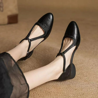 Avaa™| Bevora T-Strap Sandalet